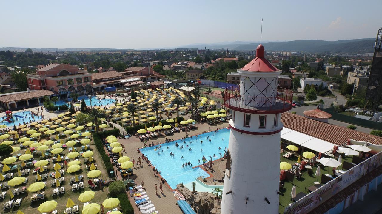 Plaza Beach Holiday House Prešov Buitenkant foto