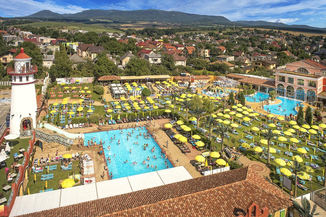 Plaza Beach Holiday House Prešov Buitenkant foto